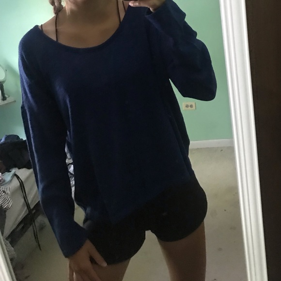 blue sweater - Picture 3 of 6